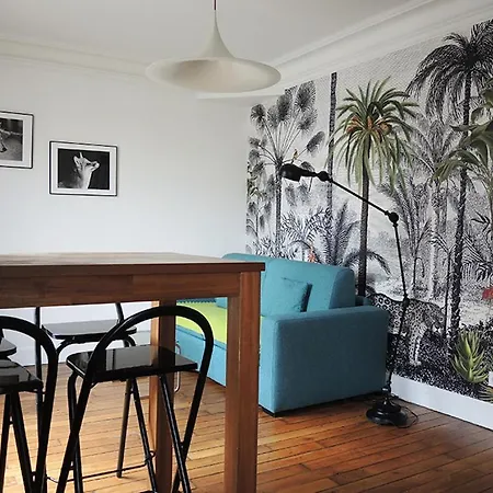 Private With Bathroom In Sunny Flat Séjour chez l'habitant Paris