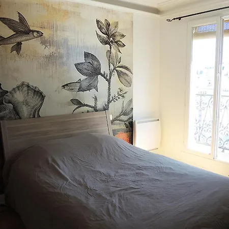 Ubytování v soukromí Private With Bathroom In Sunny Flat