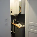 Private With Bathroom In Sunny Flat *